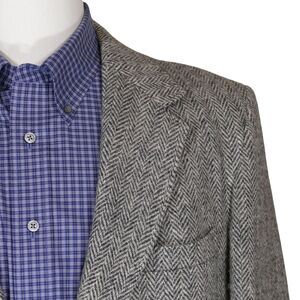 Harrys Tweed Sport Coat Blazer Mens 42R Gray Herringbone Two Button Wool